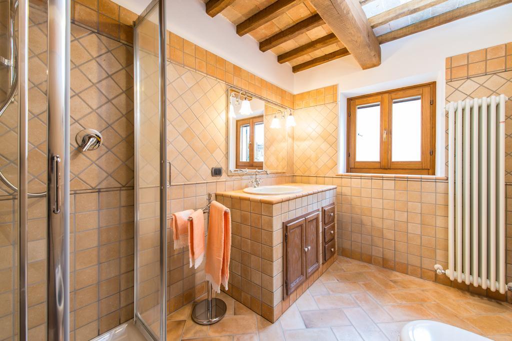 Casetta In Pietra Acqualagna Room photo